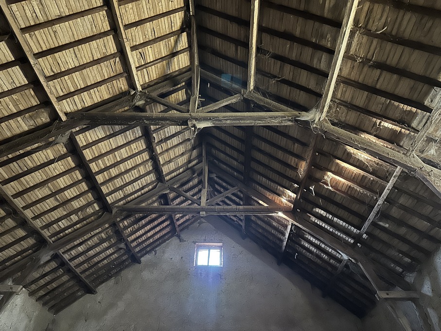 PTE EQUESTRE A VENDRE SUR 8 HECTARES